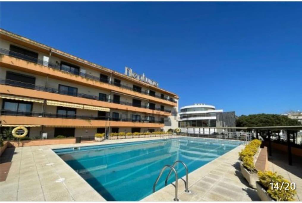 Apartamento Centrico Playa De Aro Con Piscina. Platja d'Aro Luaran gambar